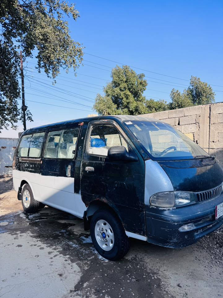 سلام عليكم كيا بريجو موديل 99 سياحي  رقم بغداد الماني شرط التحويل سياره محرك بي تبخير كير اكسن تخم تاير صدر مشط ستيرن باور كهربايات دوشمه كله جديد سياره مسمكره بس مامصبوغه كامله مكمله كبل لشغل عارضها ب55 او بيها مجال بسيط الشراي يتصل *********** مكاني بغداد المعامل السياحي
