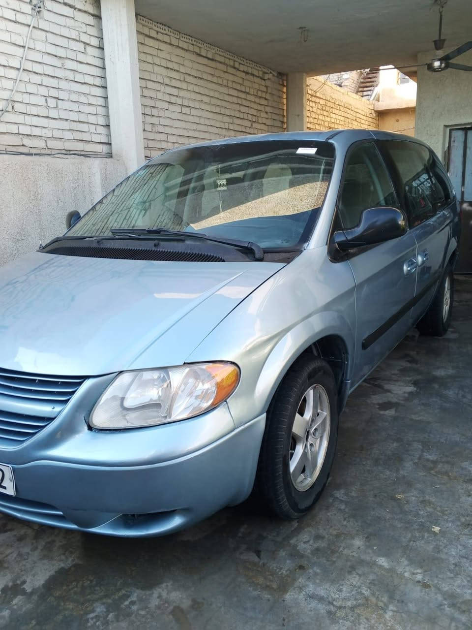 سلام عليكم شباب للبيع دوج كرفان 2006 شاصي طويل 3قطع تبريد ثلج كشنات بلع صدر امامي خلفي جديد تخم تاير جديد كهربائيات كلها بلاد جديده بدون جطلات منضومه غاز بيها شغاله 80لتر كير مكينه خير من لله سياره نشطه أو ناعمه سياره رقم بغداد دولي سنويه لا 2031 مكانها بغداد أبو غريب زيتون سعرها 76او بيها مجال رقمي *********** صبغ احزام جماليه لونها كلش حلو فضي
