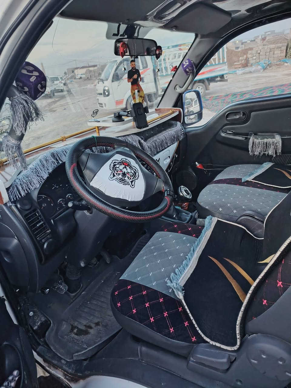 السلام عليكم كيا 2012 سنويه ل 28 رقم ديالى السياره محافظه كركوك سياره نظيفه حيل السعر 108 بيها مجال قليل  ***********
