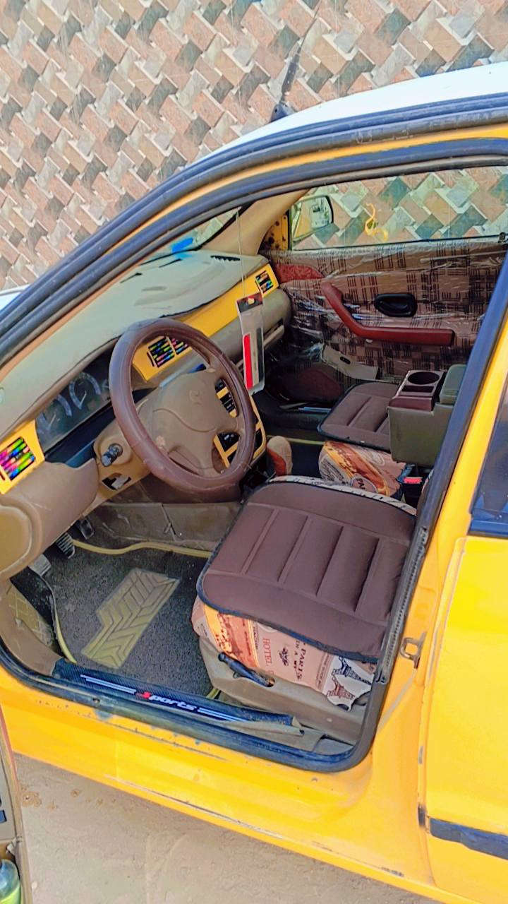 سلام عليكم سمند للبيع مكينه كير حداديه كله جديد مديل 2011 ***********
السعر 18 وبيه مجال
