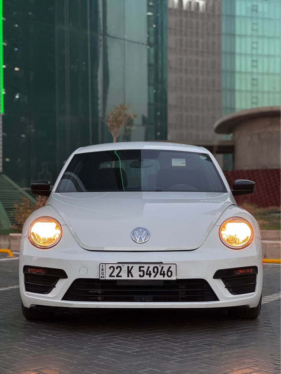Vw beetle 2018 SE 
سەیارەکی جوان و تازە
تەنهە ٢ پارچەی سبوخە 
پێ شو پشتی کەپسە 
بێ ناو بێ ئیرباگە 
مەکینە گێری بەشەرت مەکینە کرایتەوە 
تەنها 70 هەزار مایل رۆیشتووە 
نرخی 97 وەقە قفل بێ محامەلە 
شوێن هەولێر 
واتساب *********** أربيل, العراق
