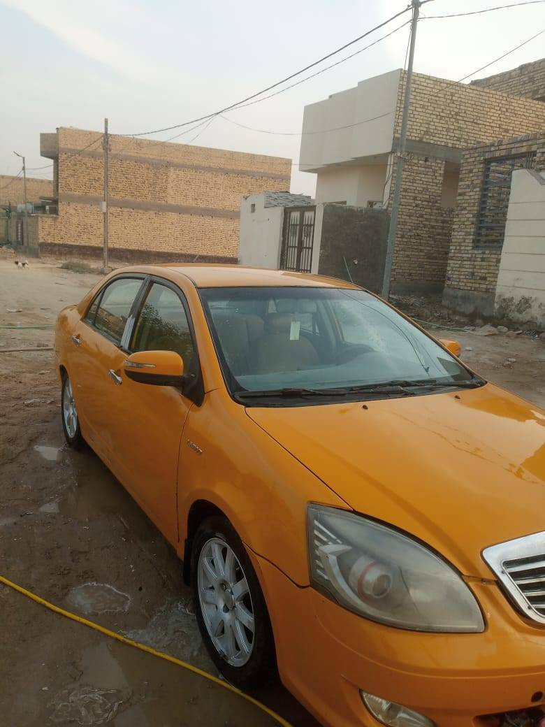 سلام عليكم 
سياره جيلي موديل 12
رقم بغداد  إنكليزي بسمي
السياره كامله من كلشي كير مكينه ماناقصه اي شي كبل الشارع
سعره   40ورقه وبيها مجال
***********
*********** واتساب 
غير متواجد ع فيس
