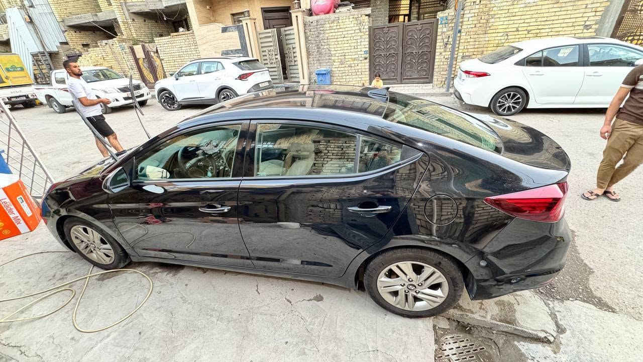 سلام عليكم
الانتره 2019 معوقين 

شهر 11 تصير حره 

محرك 2000 كير At

حادثه جاملق ايمن وبنيد

تحكم ذاتي

ردار امامي وجانبي 

3 انضمه قياده

صور الحادث مرفقه بلمنشور 

السعر 112 وبيه مجال قليل

العنوان بغداد حي جهاد

للاستفسار

***********
