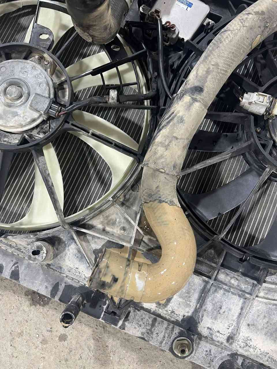 رمضان مبارك
من ورشة الاخوين تصليح وفحص السيارات بالكومبيوتر 
معالجه خبط دهن ومي  سياره هايلندر 
عنوان كركوك حي صناعي جنوبي خلف محطة بنزين الشهيد 
سايدين رئيسي مقابيل شريكة حدادة الحدباء
‏📞 *********** & ***********
