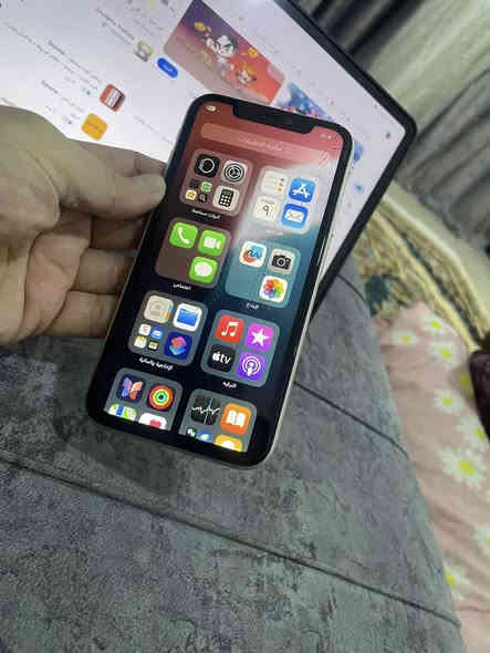 ايفون 11 عادي بطاريه 71 بلادي 
ذاكره 128 مبدل فقط شاشه وبيها فطور بلكلاسه مكفول 

وكلشي شغال بيه مابي عيوب فيس ايدي شغال كلشي شغال سعره 175 الف 

جوه هلسعر مابيع نهايته 

جهاز شاصيه نضيف
بغداد ***********
