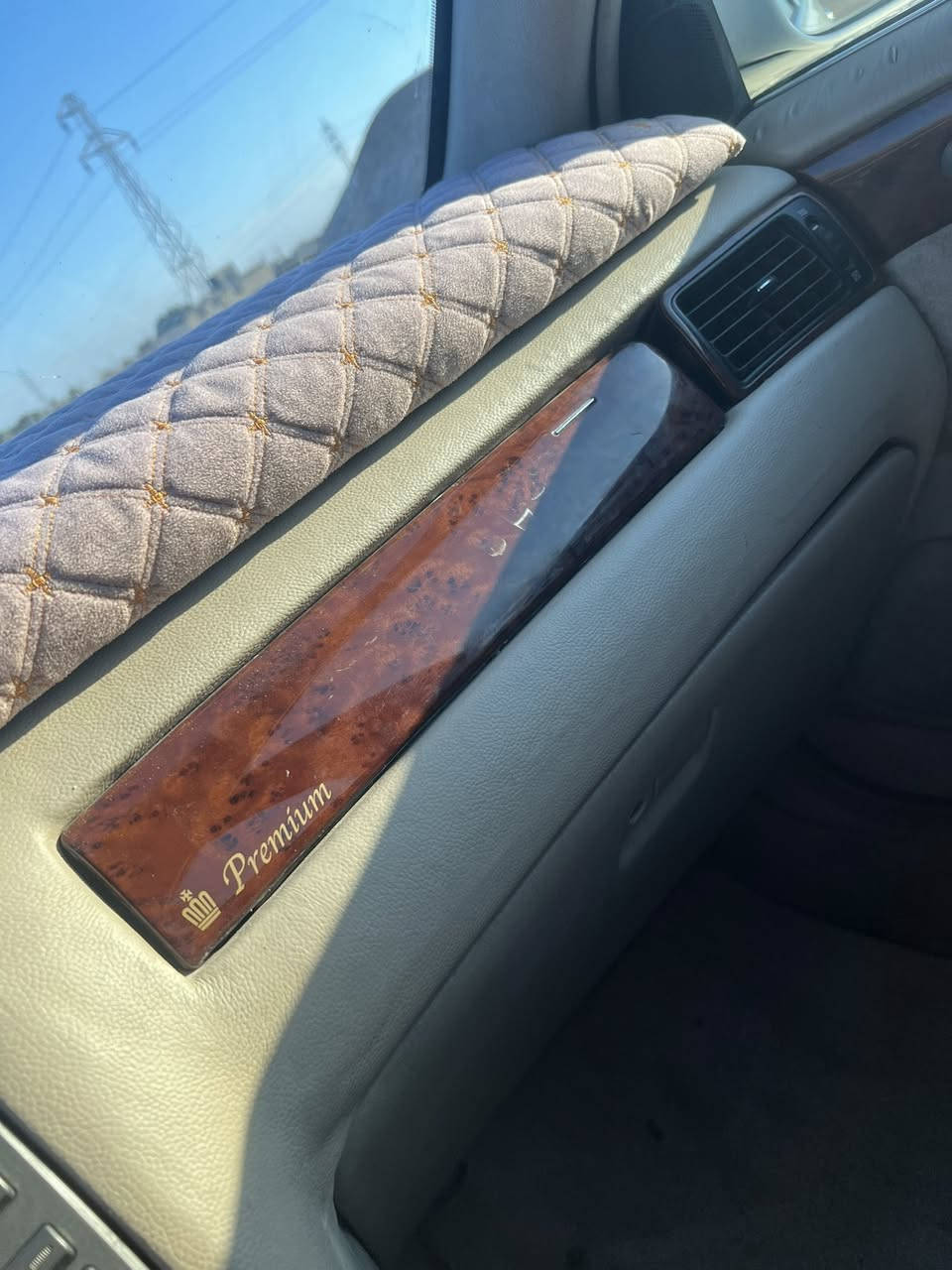 للبيع كفاله بدون كص سياره ادوات ادوات لاستفسار *********** كتاب 📑 حجز بيه يوم 4/2 فتحه 3دكم كرستال ويل نجمه شاصي171 فتحه مكان ذي قار 
السعر 68وبيه مجال حق جيه فقط
