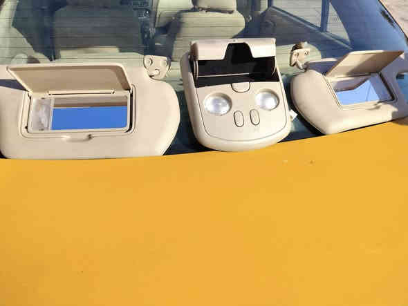 حافظة وشمسيات نيسان صني كوري و ياباني حافظه 25 شمسيات 30 فول نضافة *********** واتساب متوفر وخادم لجميع 🔧🪛🧑‍🔧
