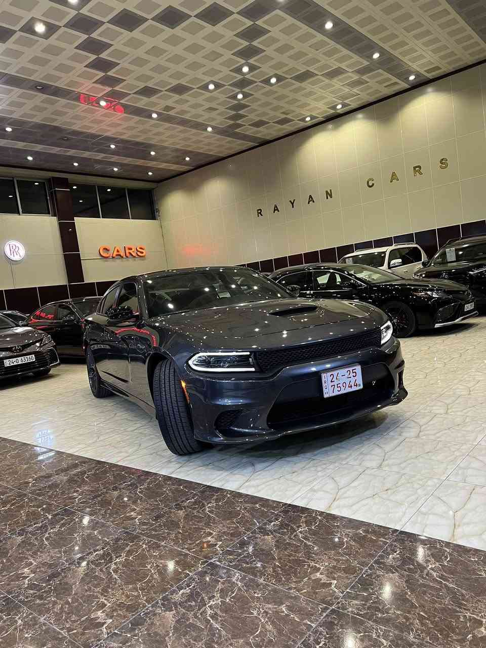 دوج جارجر 2023
السيارة بيها باب السايق
مبدل شركه وغير شي ما بيها ملاحظات 
بدون صبغ 
ماشيه 60الف
بلاك توب Gt
مكان السيارة دهوك 
معرض ريان
***********
***********
