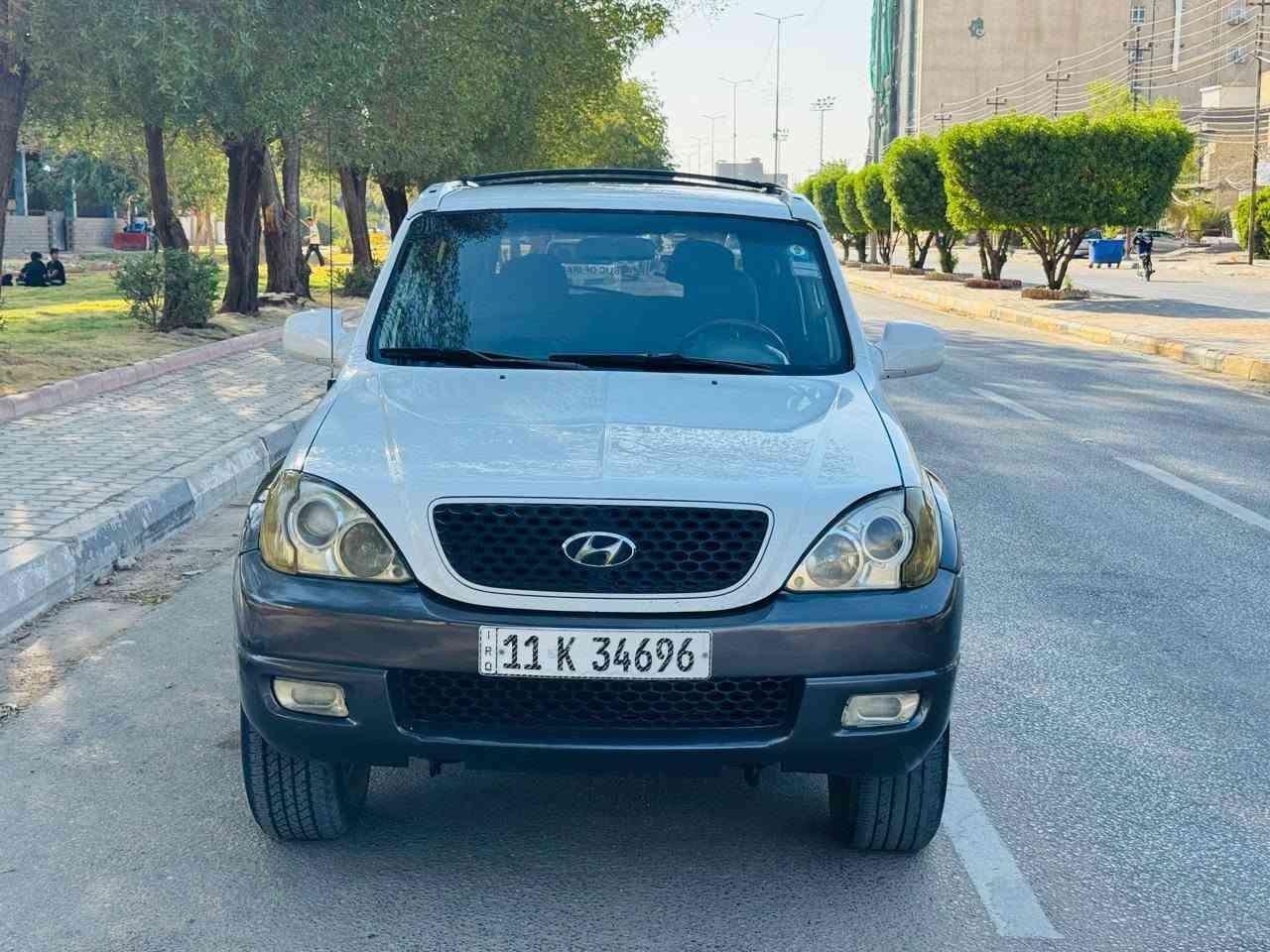 هونداي تريكان مديل 2006 خليجي سعر 77 ستفسار تصل رقم *********** خليجي مكفوله ضربه تبديل صبغ ماعده شويه بل باب باقي كفاله عامه فول موصفات 7 راكب تبريد 3قطع مكينه 6سلندر داخل بيجي جلد  شاشه كامره تحكم ستيرن مثبت سرعه فور ويل حداديه جديده تخم تاير مكان السياره كربلاء كربلاء, العراق

