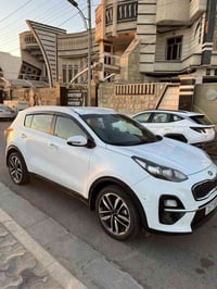 سبورتج خليجي موديل 2020 ماشيه 100الف تشغيل بصمه وجنطه كهرباء كشنات جلد...