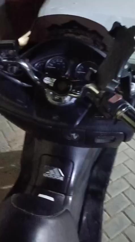 دراجه 08 كامل مواصفات نضيفه برغي ممفتوح بيها المنطقه الكريعات الرقم*********** [مكلف بل نشر]
