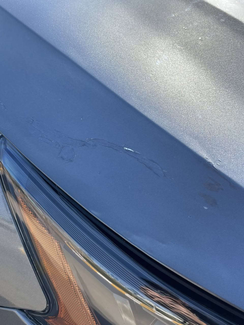 السلام عليكم
للبيع فقط 
نيسان التيما موديل 2024 
فئة sv
ضرر السيارة جاملغ امامي جهة الراكب فقط بدون دواخل 
وتكحيل بالبنيد كما موضح بالصور 
مواصفات ال sv معروفة 
- دخول ذكي 
- تشغيل عن بعد 
- ويل كروم حجم ١٧ 
- أضائة امامية LED
- رادار خلفي 
- اوتو هاي بيم 
- كشن السائق بحركة كهربائية 
- حساسات خلفية 
- نقط عمياء جانبية 
- المحافظة على المسار 
- ١٠ سماعات 
- تخشيب فورميكا 
- السيارة فقط ايرباك الستيرن طاك بيها وراجع سستم 
- السيارة ما شاء الله نظيفة جداً وبدون شخوط ونصبتها حلوة 
- دهن مبدل جديد تايرات جدد ما ناقصها مصرف نهائياً 
- السيارة رقم كاتي تترقم ( اربيل - دهوك - سليمانية )
- مدفوع المنفيس ومخرجة 
- سعر السيارة ١٦٨$ وبيها مجال 
- مكان السيارة أربيل 
- للاتصال والاستفسار اكثر 
- ***********
- ***********
- عمر الجادر
