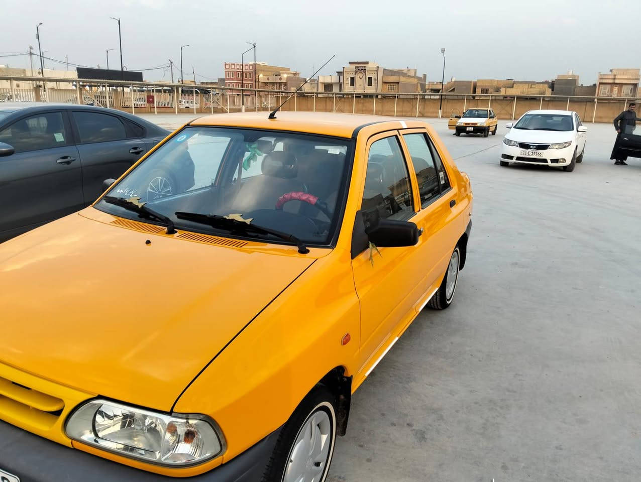 السلام عليكم  سايبه موديل 24 بسمي مكفوله كفاله عامه ماشيه 60الف رقم واسط السياره على وضع الشركه مكاني كوت مركز مدينه السعر 78  وبيه مجال اتصل *********** ما متواجد على النت
