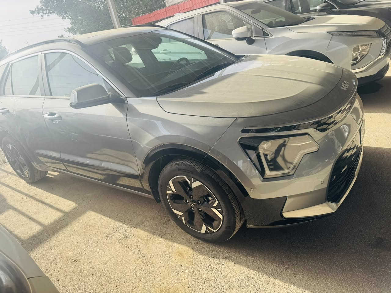 السلام عليكم 
من رخصه الادمن 
للبيع نيرو 2024 
وارد امريكي 
بدون رقم فحص مؤقت 
تترقم جميع المحافظات 
السياره كهرباء بلكامل
فول مواصفات 
شاشه متصل 
بصمه. كير ماوس 
اوتو هولد 
كشنات جلد وكهرباء 
ستيرن هيتر 
تدفئه وتبريد بلكشنات 
جنطه كهرباء 
فتحه 
داتا شو 
السياره مكفوله من الصبغ والتبديل 
بدون حادث تقرير غرق وكلهه شغاله 
مكانهه بابل 
سعرهه 140 وبيهه مجال 

‭0781 208 1255‬
