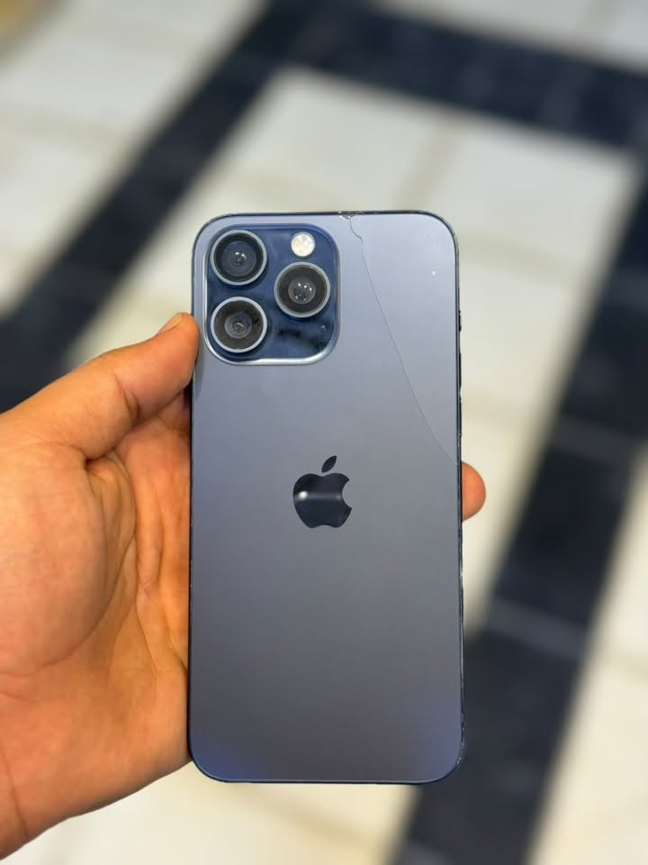 اسلام عليكم 15pro max
عربي ماستر AAA
بطاريه 91 
مستبدل شاشه نوعيه جيده  +ضهر  مفطور
الجهاز مفتوح تخطي simمتوقف 
السعر 250قفل 
لاتعامل ابد عنوان بابل القاسم
اتصال فقط ***********
