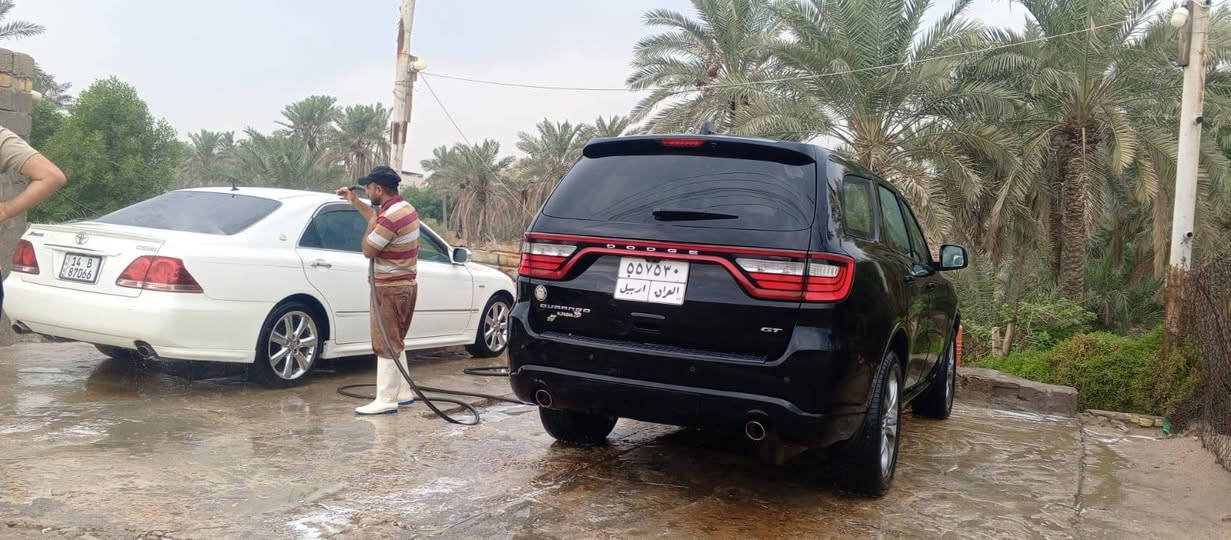 دودج دورانغو  بلاص 2019 GT Plus فل 
محرك 3.6 لتر Pentastar V6.
قوة 295 حصان.
قير أوتوماتيك 8 سرعات
ويل ألمنيوم 20 إنش.
مصابيح LED نهارية.
باب خلفي كهربائي.
فتحة سقف كهربائية.
مرايا كهربائية مع تدفئة وإشارات.
تشغيل عن بعد .
دخول ذكي بدون مفتاح 
مقاعد جلد .
مقاعد أمامية كهربائية.
ذاكرة لمقعد السائ.
تدفئة للمقاعد الأمامية والخلفية.
مقود جلد مدفأ.
تكييف أوتوماتيك ثلاث مناطق.
إضاءة داخلية LED.
للمقاعد (7 ركاب. 
شاشة Uconnect قياس 8.4 إنش.
نظام ملاحة (Navigation).
بلوتوث
نظام صوت Alpine مع مضخم صوت 
9 سماعات CarsDirect 
أنظمة الأمان 
رادار أمامي.
مثبت سرعة راداري 
تنبيه حركة السيارات عند الرجوع للخلف.
حساسات خلفية.
كاميرا خلفية.
مكينه وكير وكهربائيات كفاله 
عنوان: البصرة 
رقم :***********
سعر:240
