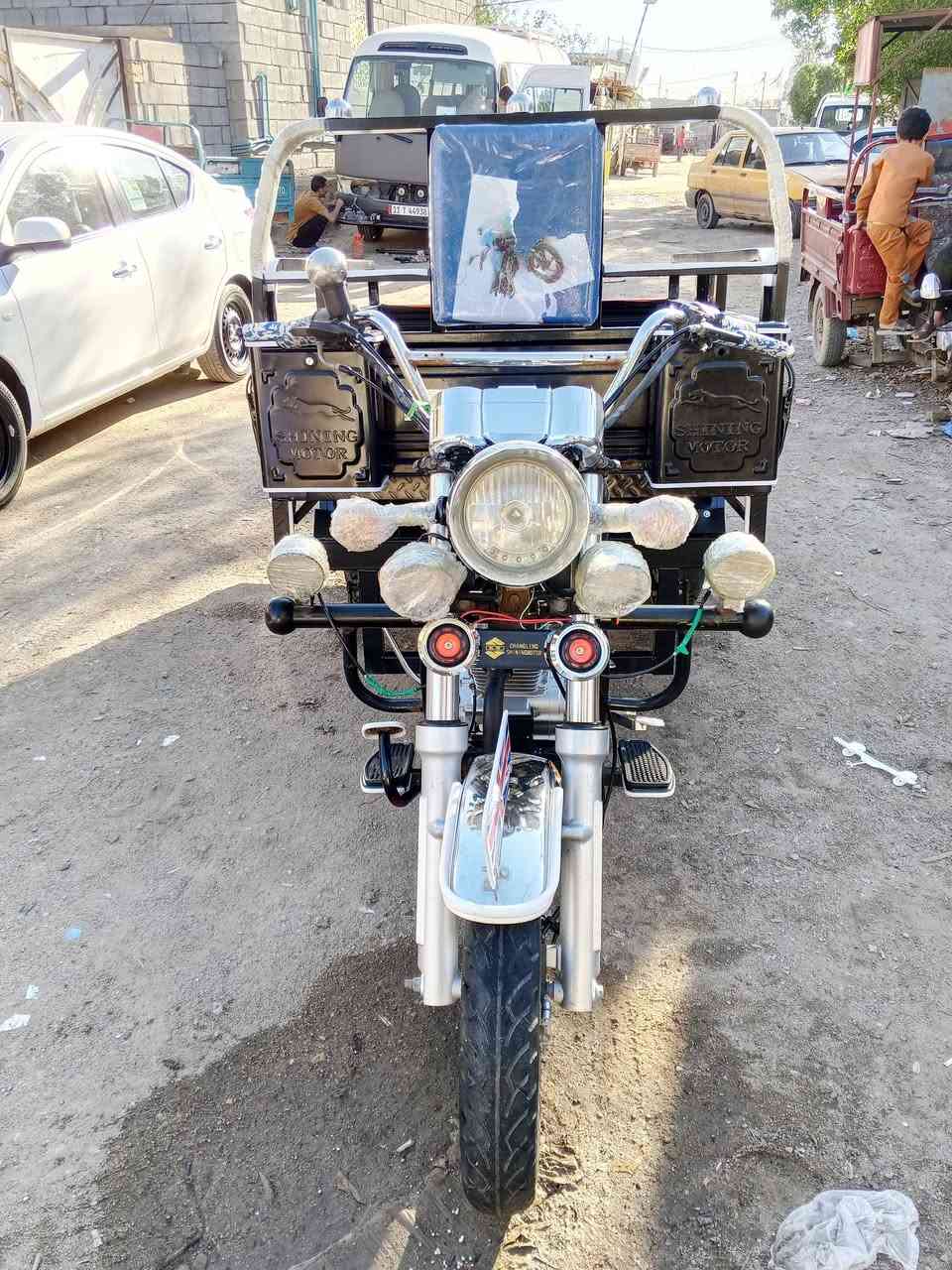 السلام عليكم شباب ستوته كربلائيه  للبيع موديل 23 ستوته مكفوله كفاله عامه ستوته نضيفه كهربائياته شغاله كله اصولياته كامله بأسمي السعر (2500)  المكان البصره حيانيه الرقم ***********
