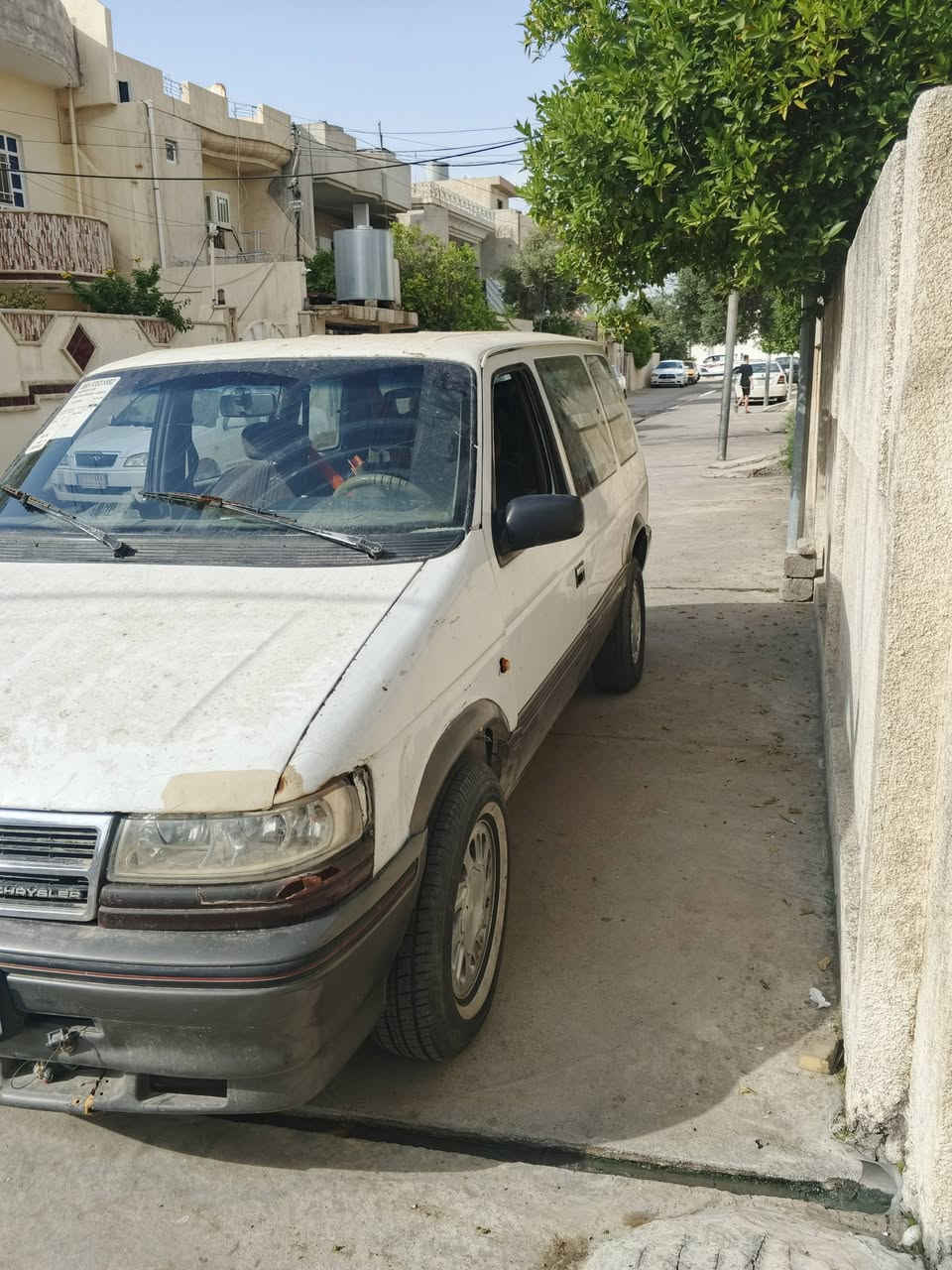 السلام عليكم كلايزر للبيع موديل 1993مكينه وكير محور فكتره طخم جديد تايرات جديده الشرعي متوفي اكفلك سرقه وعشاير فقط للاستفسار/السعر11وبيها مجال // ***********//***********
