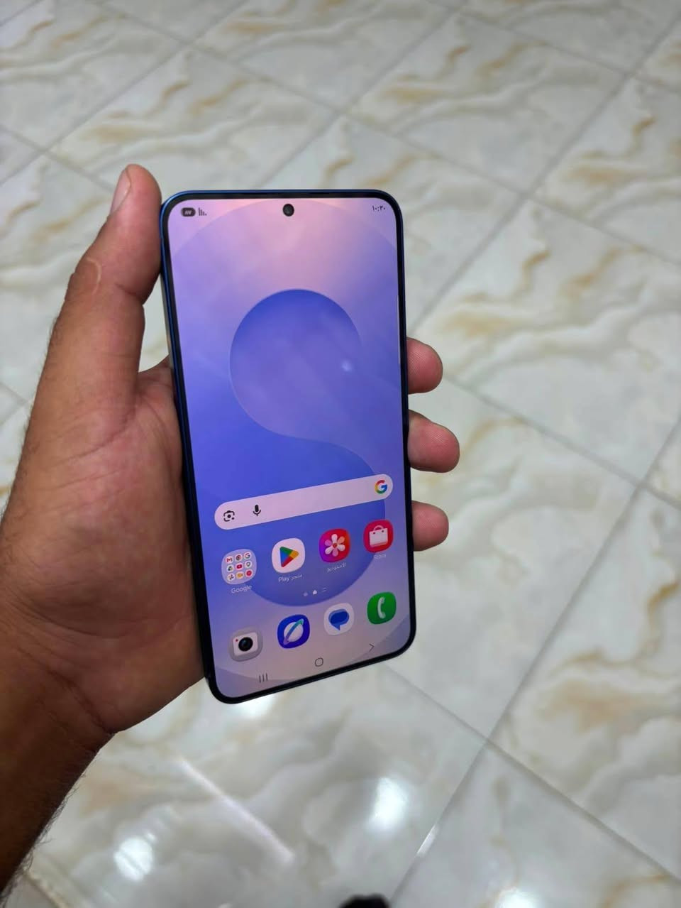 السلام عليكم
SAMSUNG S25 PLUS 
شرق أوسط 
ذاكرة 256
الرام 12 / معالج سناب دراجون 8 
دبل شريحة 
بدون ملحقات فقط جهاز 
الجهاز مكفول من كلشي مابي اي خلل 
تاخذه من باب البيت 
مكاني بغداد  البلديات
السعر / 625 وبي مجال 
الرقم / *********** 
متواجد واتس + خاص 
تحياتي 🤍
