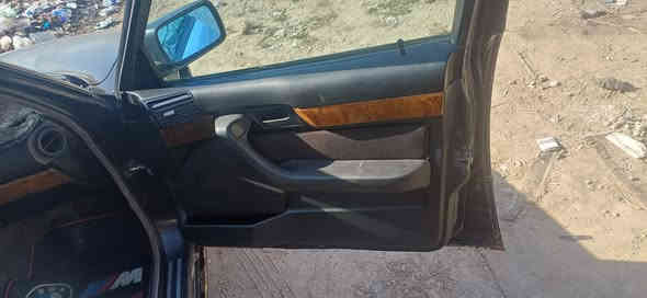 ٥٢٠ مسكر فانوس كير عادي موديل ٩٣ 

رقم بغداد باسمي سيارة نضيفة فقط الكشر تحتاج صبغ كير محرك بشرط غرفة جديدة

حدادية تخم تاير تبريد شغال كهربائيات كلهة شغالة سيارة جاهزة فقط الكشر تحتاج صبغ

سنوية جديدة 

***********
