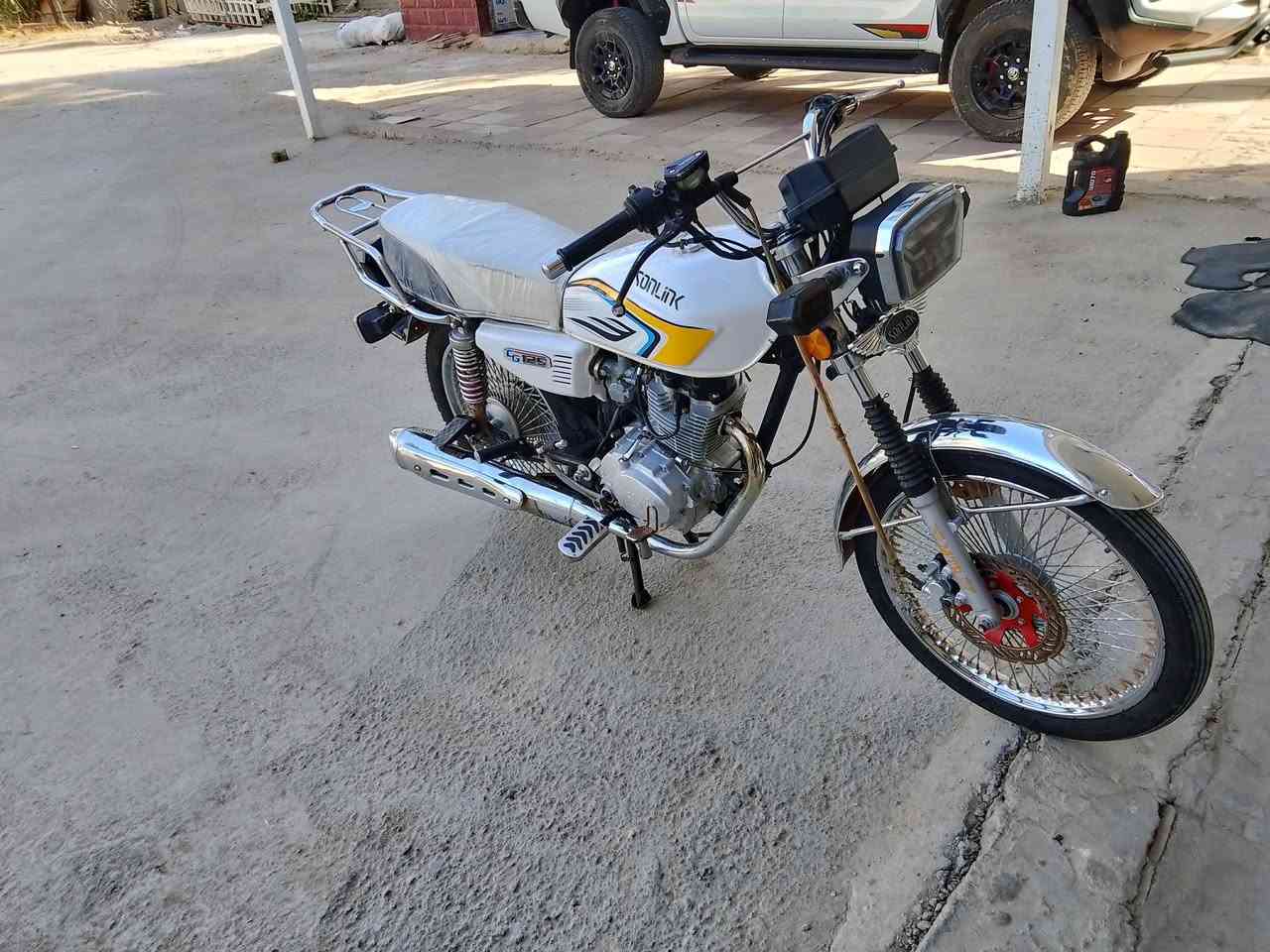 بيع مستعجل وسعره مناسب حيل تايكر سونك الأصلي موديل 24 طالعه بل 25 سعره 525 كلشي بيه شغال ومكفول (اوراق كاملات)مكانه حمزه الغربي رقم ***********
