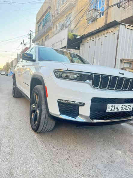 � جيب جراند شيروكي L – 2023
✨ 7 ركاب / فئة L

• الموديل: 2023

• الفئة: Grand Cherokee L – ثلاث صفوف (7 ركاب)

• فتحة سقف

• الشاشة: وسط (متوسطة الحجم)

• الداخلية: مخمل + جلد

• ماشية: 38,000 ميل

• دبل / فورويل

• رادار

• تشغيل بصمة + دخول ذكي

• كاميرا خلفية

• حساسات خلفية

• مكيف ثلاث مناطق

• وضعيات قيادة متعددة

• كروز كونترول

• ستيرنغ تحكم

• إضاءة LED

• USB + بلوتوث

• ثبات إلكتروني ESP

• رنكات وكالة

الحادث مرفوق بل صور

السعر. 29500وبيها مجال 

للاستفسار ***********

💯 سيارة نظيفة وجاهزة للفحص
