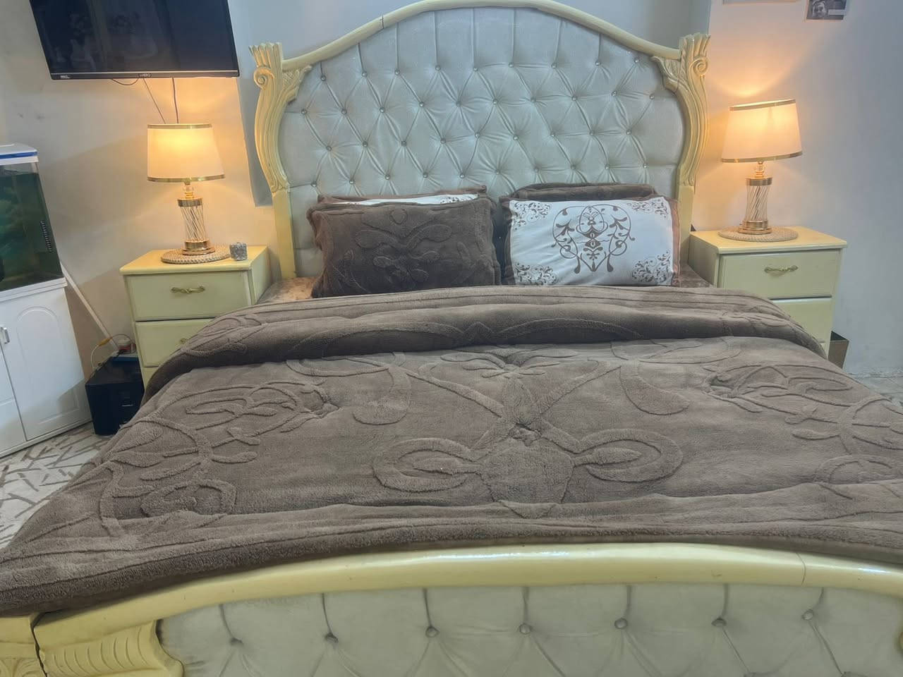 غرفة صاج عراقي لون ليموني للبيع حي اور خلف نادي النفط بمليون وبيه مجال بسيط


**إذا كنت صاحب هذا الإعلان وتريد حذفه لأي سبب، رجاءا أرسل رسالة إلى الدعم الفني**