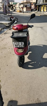 ماطور بزون نفخ مرقم للبيع. شرط كهربائيات سلف. مبدل مكينة. كامل يعني ما...