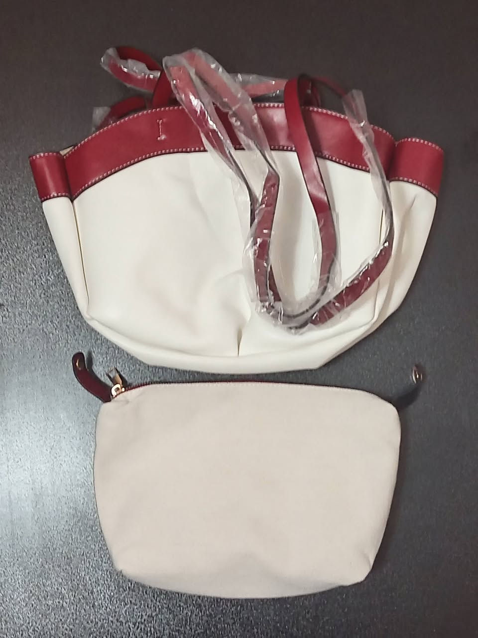 السلام عليكم
الأسعار أسفل الصور


**إذا كنت صاحب هذا الإعلان وتريد حذفه لأي سبب، رجاءا أرسل رسالة إلى الدعم الفني**