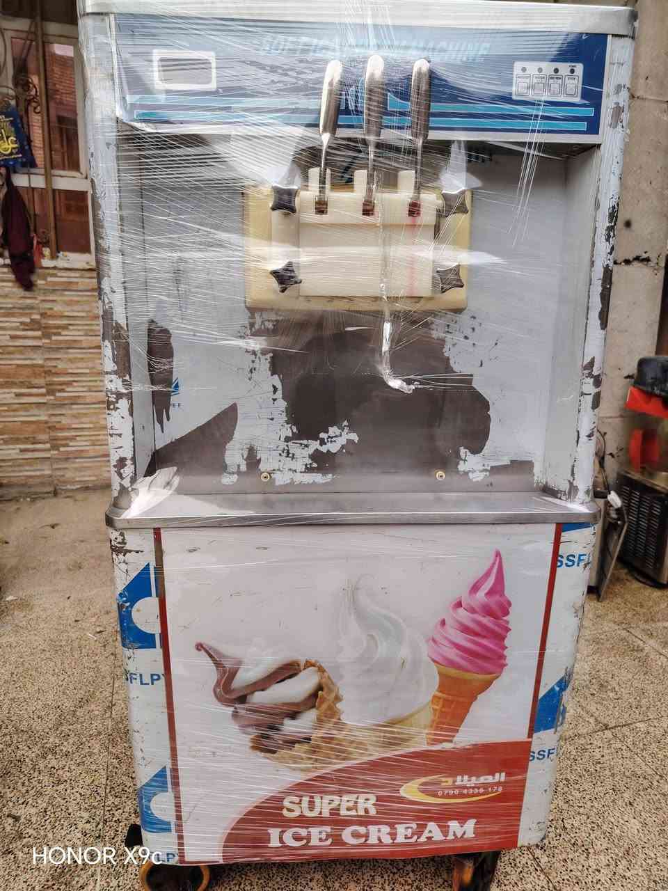 سلام عليكم مكاين سوفتات ميلاد عداد ٢ سوبر حجم كبير مستخدمات قليل مكان بغداد ***********
