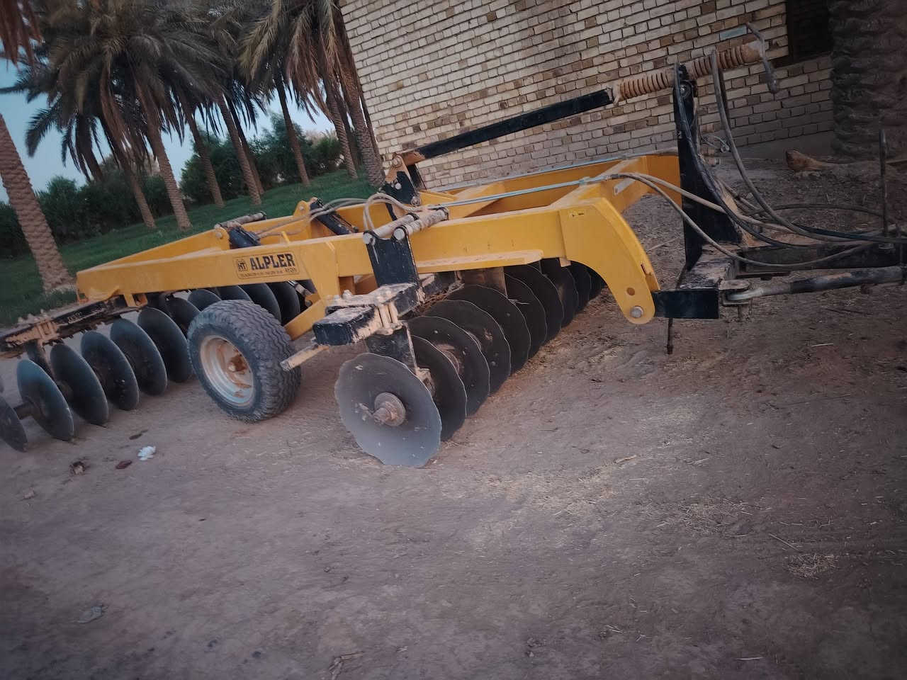 ماشاء الله مكينه 130 للبيع مع دسك وفدان جاهز جديد مال جناي  بس الشراي يتصل العنوان بابل جبله الشراي يتصل *********** رقم منفيس 👈 ***********
