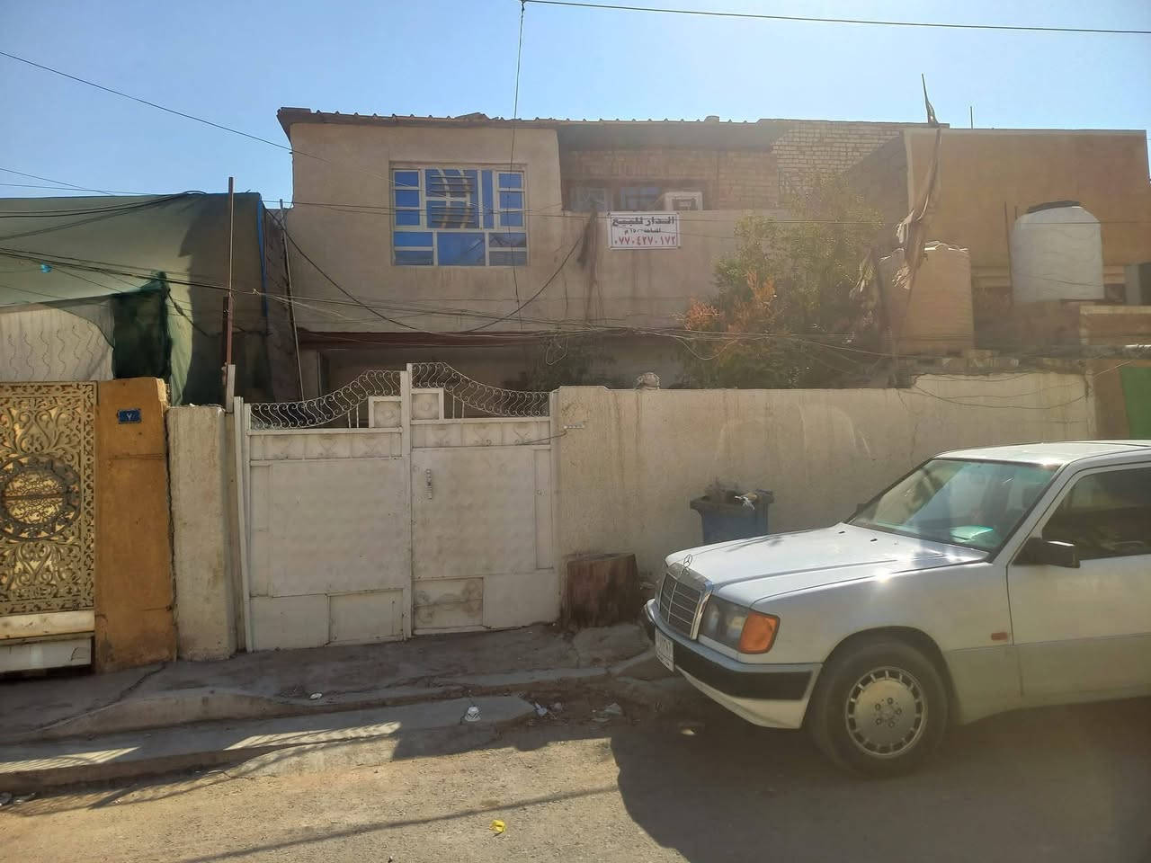 دار للبيع غرفتين واستقبال  او صاله اوملحقاتهه الغرفتين فوك سندويج منطقه حي الرحمه الشماعيه -لحد يدخل خاص غير موجود ارجو الاستفسار هذا الرقم  *********** السعر 120 او بيه مجال مساحه 150
