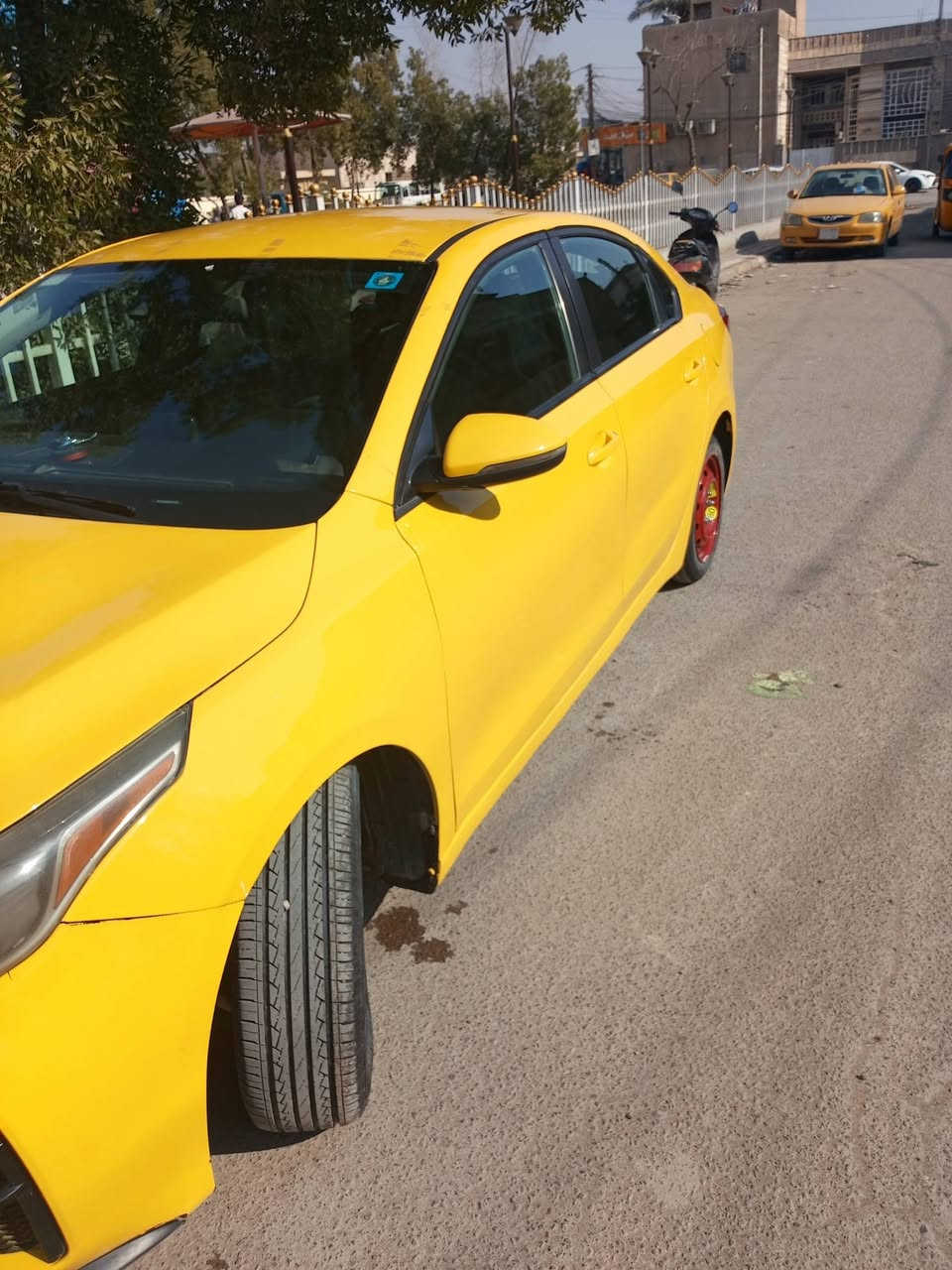 السلام عليكم 
فورتي 2019 
رقم بغداد الجديد 
حادثها موضح بالصور وهنا بالعراق جاملغ الخلفي مالت السائق ومبدأ قبق جنطه 
شواصي سليمات 
ايرباكات سليمات 
وقبل فتره صار بيها طخه بالهلال نفس حادث امريكا 
المكينه بحاله جيده والكير ايتي AT مو سفيدي تخم تأيرات جديد باتري جديد 
هزتها جديده 
السعر 118 وبيها مجال 
حتا سعرها مناسب 
مكان السياره بغداد المشتل شارع الكوسترات أو شارع المطبك 
موبايل***********
