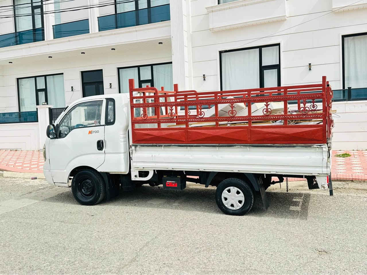 كيا حمل موديل ٢٠١١  رقم اربيل سعر (٦٣$) بدون تحويل
(***********)
سيارة ما تتحول بس (حاسيبة ؛ غرامات ؛ ) كل بشرت مابيه اشكال 
مكينة ٢٧٠٠  مكينة كهربائية كل بشرط مامفتوح  مابيه سوت ولا سرف ولا بغار 
تايرات ويالة كلش جديد سيارة كلش جايزة 

سعر سيارة (٦٣$) بيه مجال 
مكان سليمانية.        *********** السليمانية, العراق
