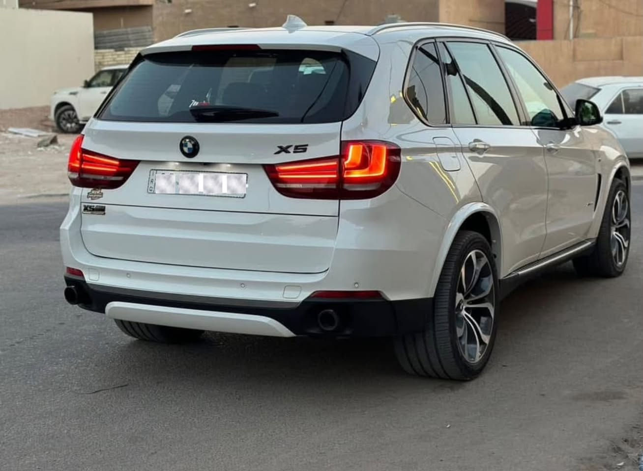 للبيع فقط بدون مراوس
BMW X5  M kit power 
موديل 2014 
((.       رقم مميز بغداد مطابق للكود    11103        )) 

خليجي ضمان دولي    
فول مواصفات اعلى 
مواصفات بالX5
محرك ٦ سلندر تون تيربو (المرغوب)
كشنات مساج 
تدئفه تبريد كشن اربع ابواب بصمه 
ابواب وجنطه شفط 
مرايه عاكسه للضوء وشفط وقلاب عند الرجوع
داتاشو 
نفكيشن 
ميموري كشن 
لايت زنون متحرك مع الستيرنك 
ويل كل رياضي تو سايز
بدي كت رياضي 
٥ كامرات 
حساس امامي خلفي
ستيرنك هزاز  
تدفئة وتبريد ستيرنك
 لايت داينمك متحرك 
انارة محيطية ترحيب
حساس امطار 
اوتو ستوب
5 وضعيات قيادة
ويل كب رياضي مع
تاير تو سايز رن فلات
مع رادار امامي وجانبي
نضام تثبيت السائق
انارة داخلية 
٤ وضعيات قياده
سلايد روفر فتحتين
بردات جانبية 
احزمة كهربائية 
تخشيب صاج داخلي مع فورميكا
كشنات رياضية 

السعر 27 الف مع الرقم المميز


**إذا كنت صاحب هذا الإعلان وتريد حذفه لأي سبب، رجاءا أرسل رسالة إلى الدعم الفني**