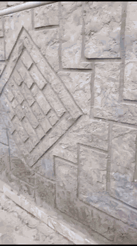 سلام عليكم بيت مساحه 200م بناء طابوك بناء حديث تفاصيل استقبال و وصاله وغرفتين ومطبخ ألأي استفسار خاص او ع رقم التالي *********** واتساب
