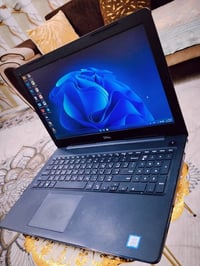 Dell Latitude 3590 • i5 الجيل الثامن • SSD ٢٥٦جيجا