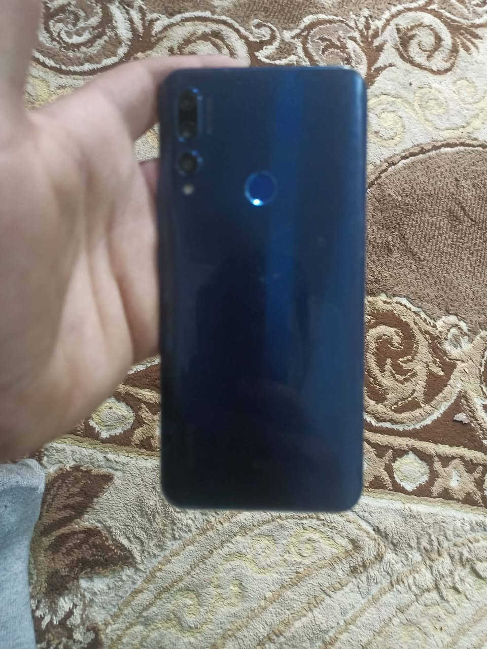 السلام عليكم هواوي y9 برايم 2019 ذاكره 128 جهاز نضيف كلش كل نقص مابي يخبل جهاز سعر 130 وبي مجال مستعجل ع بيع مكاني كربلاء فريحه قرب جامعه رقم *********** متواجد ماسنجر هم إذا لخط مزدود
