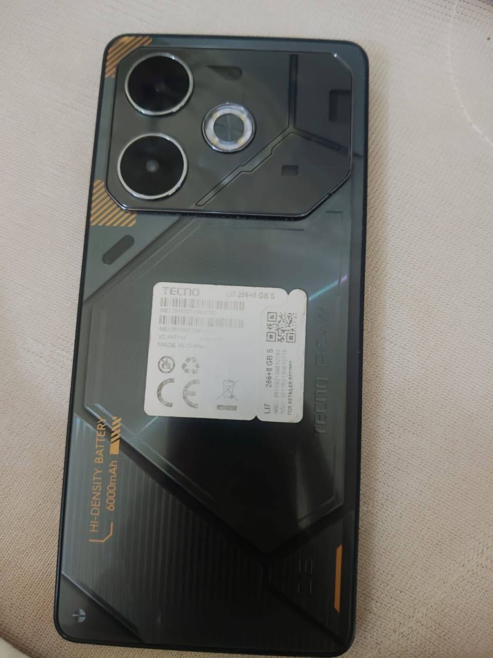 السلام عليكم
شعدكم موبايل للبيع نزلو بالتعليقات مع الصورة والسعر 
جهاز تكنو بوفا 6 استخدام قليل بي كسر بالشاشه مثل ما موضح بالصور مع ملحقاته شاحنه 70 واط+ كارتونته ب200 وبي مجال او مراوس بجهاز احدث وانطي فرق


**إذا كنت صاحب هذا الإعلان وتريد حذفه لأي سبب، رجاءا أرسل رسالة إلى الدعم الفني**