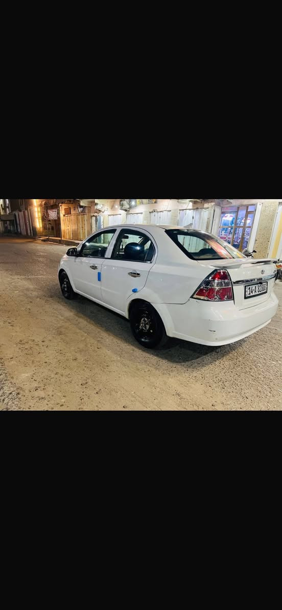 السلام عليكم افيو موديل 2011 السياره كفاله سياره حلوه مال جناي مكينه وكير كفاله تخم تاير حداديه جديده تبريد نقص بس غاز فقط ارقام انجليزيه سنويه 2027 السعر 55 وبيها مجال قليل مكان السياره ميسان العماره رقم الهاتف ***********
