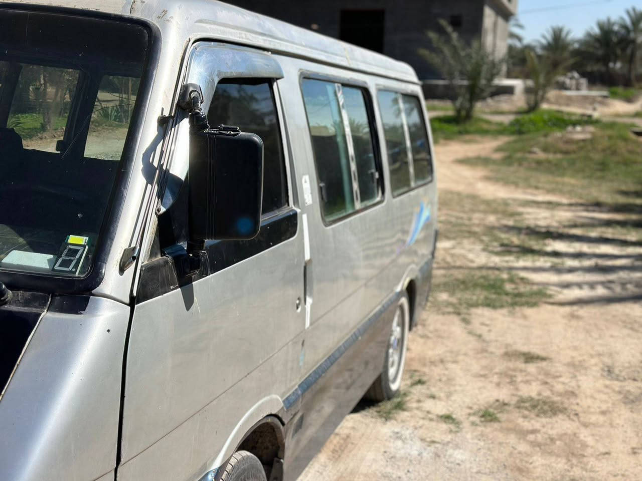 سلام عليكم كيه بسته البيع سياره محرك وكير وكسن وشواصي كله مكفول الكهربايات كله شغاله سياره مصفره من
هيه ومرور عليه ميه تريد عليك لو عليه ما يهم سياره موديل  
ربعه وتسعين 94 رقم بغداد لماني مكان سياره بغداد ابوغريب  سعر السياره 35 وبيه مجال حك جيه وتبشرون رقم بس واتساب ومتواجد عل خط ونت  
رقم ***********
