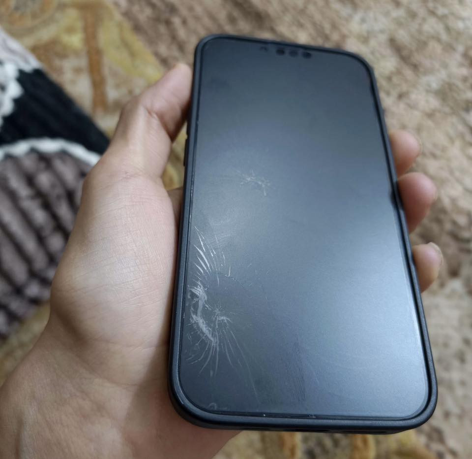 يالله
آيفون ١٣ عادي الأزرق المميز💙
الجهاز بلادي ممفتوح على وضع الشركه 📴🛑

 ذاكرة ١٢٨‼️‼️

بطاريه ٧٧ ✅🔋

الجهاز بي بي هاي النقطه كدامكم والكسر 🔴👁️‍🗨️

مامأثرين ع اللمس نهائياً إني استعمله استعمال شخصي ➕➕

***********📱☎️
مكاني فلوجه 

سعر ٢٩٥ وبي مجال
