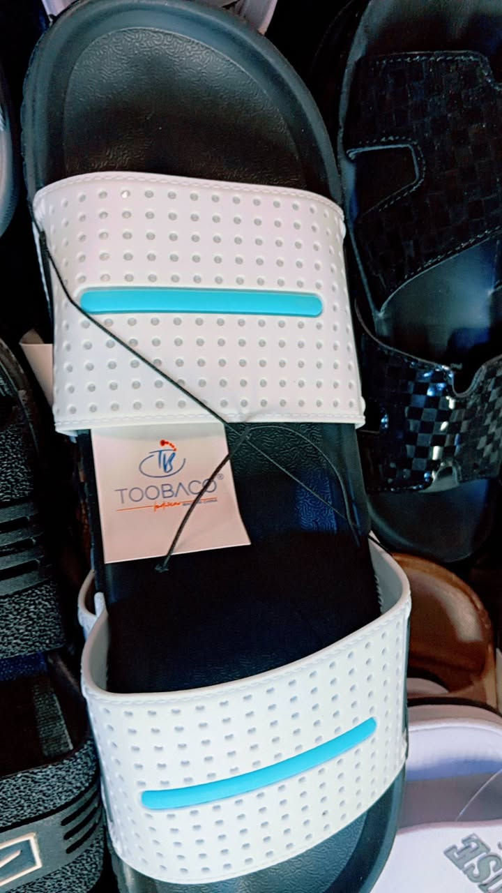 السلام عليكم حبايب وصلت وجبه نعالات انواع ولادي وبناتي ونسائي رجالي بايبي اسعار ارخص  من ماي سعر 3 زواج بس 3000 دينار فقط جواه سواك محل تركي موقع محل شارع الاطباء خامس فرع يسارن فرع حجي فائز كهربائي عماره فاضل ابو عباس مضمد بصفه اسعار تفليش ثلاث زواج سعرهن فقط 3000 الف دينار هاي صور موديلات شوفوا عمي كله ثقه ضمان


**إذا كنت صاحب هذا الإعلان وتريد حذفه لأي سبب، رجاءا أرسل رسالة إلى الدعم الفني**