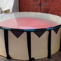 مسبح • قطر ٢٫٥م • ارتفاع ٨٠سم