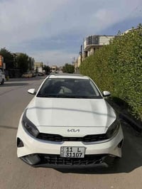 سيراتو 2024 محرك 2000  ماشية 40 الف كم  مكفولة كفالة عامة  فول مواصفات...