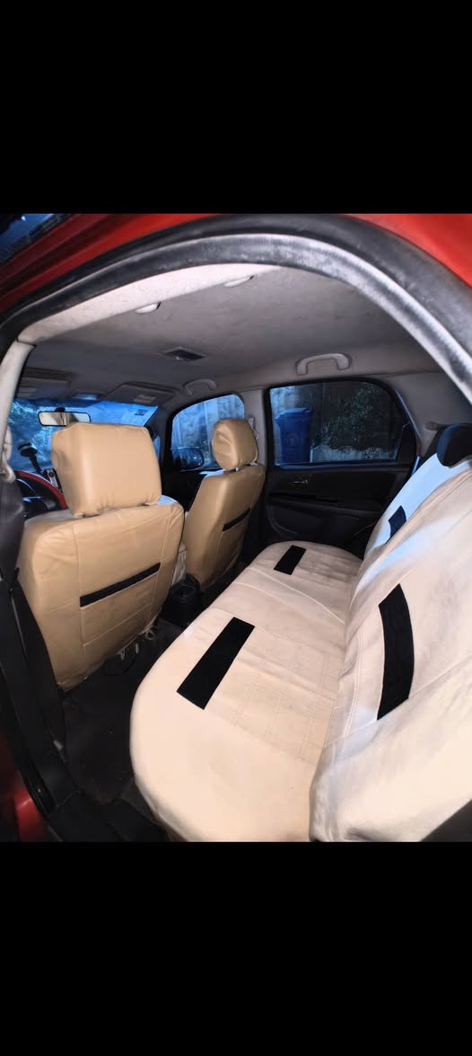 سازوكي SX4 2013
محركها 1800
مكاني بالشعب 
ب65 بيها مجال 
***********
