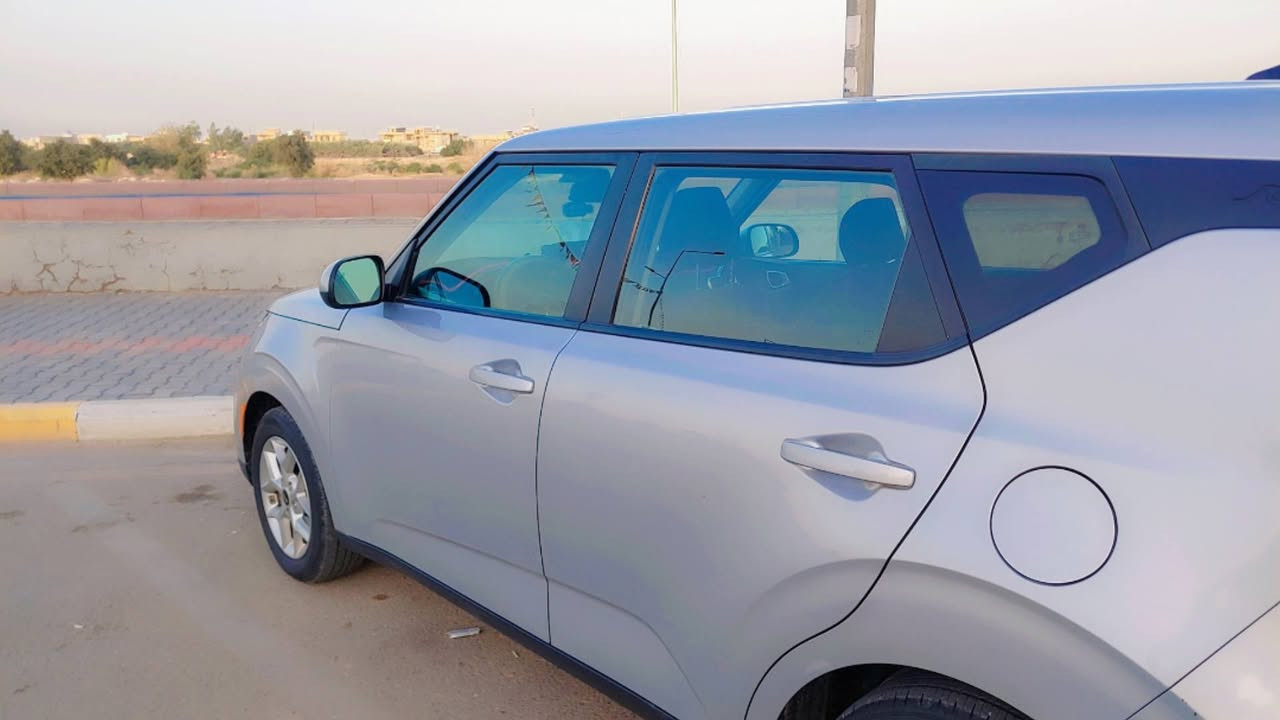 كيا صول
موديل ٢٠٢٠
رقم واسط
المكان/ الكوت 
محرك ٢٠٠٠ دوش
السعر 140 ورقة 
للاستفسار اكثر اتصل
***********
