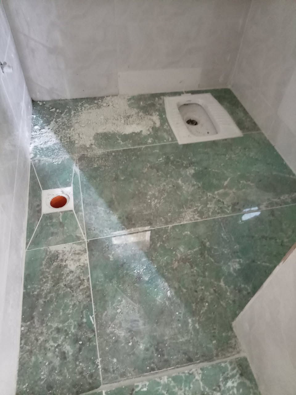 خلفه سيراميك ومرمر بورسلين جداري وراضيات ودارج رقم الهاتف التوصل وتساب ***********
