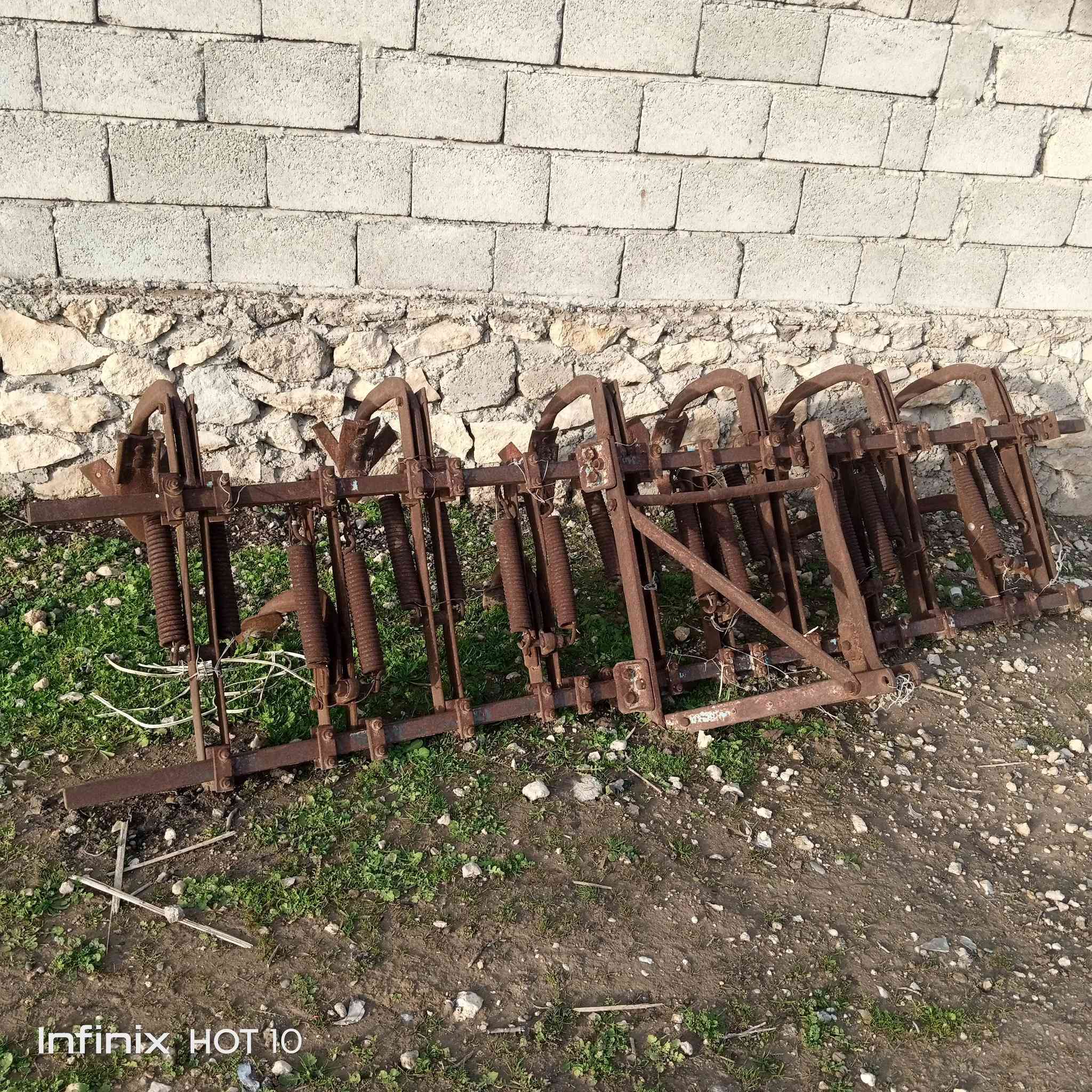 السلام عليكم
خرماشة 11سجة ودسك هارو للبيع 

للتواصل الاتصال عل رقم ***********
