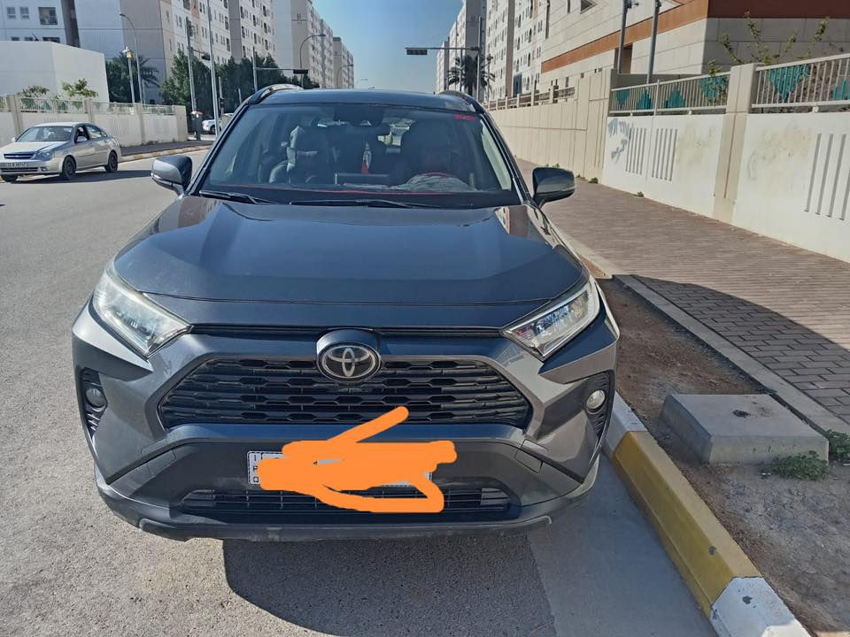 سيارة راف فور موديل 19 فئة XLE حادثه بابين ومنشور صورة الحادث رقم بغداد والسكن بغداد فول مواصفات ما عده صندوق وكشن مو كهرباء السعر 195 او مرواس بسيارة هايبرد لاستفسار واتساب ***********
